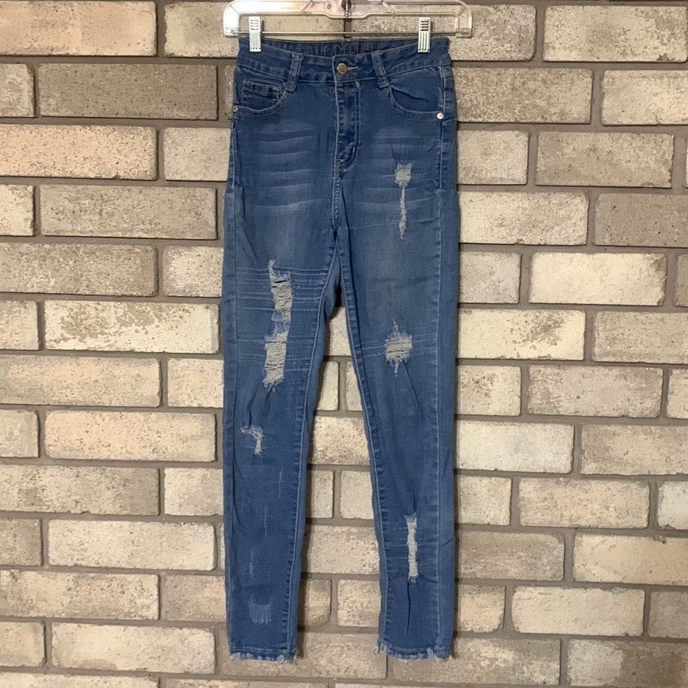 3for$20 skinny jeans 5 junior runs more like 3 junior